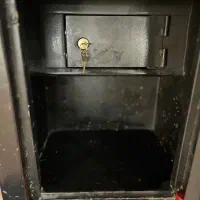 گاوصندوق ایران کاوه|ابزارآلات|هشتگرد, هشتگرد قدیم|دیوار