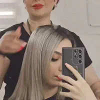 آرایشگر زنانه