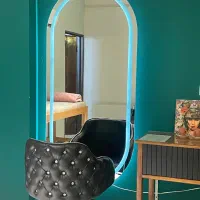 آیینه کنسول تخت میز ناخن سرشور صندلی میکاپ|آرایشگاه و سالنهای زیبایی|قائمشهر, |دیوار