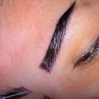 کاشت موابرو ریش مژه