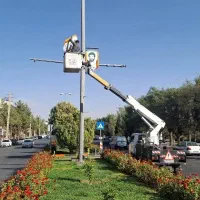 اجاره بالابر جرثقیل (نفربر) نیسان۱۲ ،ایسوزو ۱۶ متر