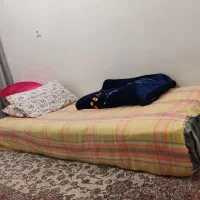 تخت فلزی یک نفره با تشک کارکرده ۳۰۰۰۰۰۰ تومن