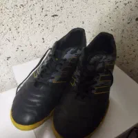 یک جفت کفش سالنی