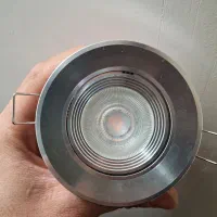 ۴عدد هالوژن به فروش می رسد