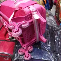 انواع کیفهای مدرسه‌ای چرخ دار می شود