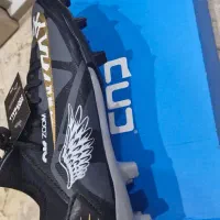 کتونی فوتبال استوک دار