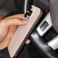 ایفون 16 pro صحرایی