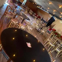 وسایل کافه واگذار میگردد...