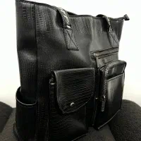 کیف|کیف، کفش، کمربند|گلبهار, شهر جدید گلبهار|دیوار