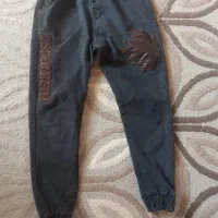 شلوار لی مناسب ۱۱و۱۲سال