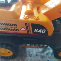 تراکتور اسباب بازی مهرشهر