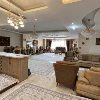 210 متر رو آفتاب و حیاط