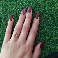 کاشت ناخن با تخفیف ویژه