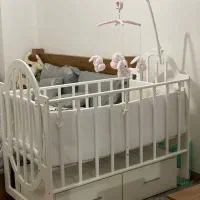 تخت کودک|تخت و صندلی بچه|لاهیجان, گلستان|دیوار