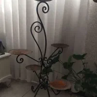 استند فلزی گلدان