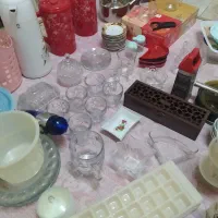تعدادی ظروف نو وکارکرده به فروش میرسد