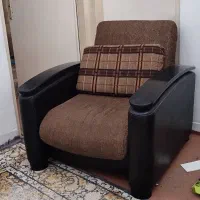 مبل تک نفره که خوابیده هم میشود