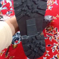 پوتین|کیف، کفش، کمربند|کمیجان, |دیوار