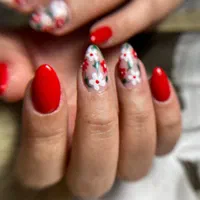 اموزش کاشت ناخن با مدرک