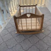 تخت کودک و گهواره