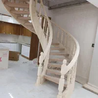 پله گرد وراسته چوبی