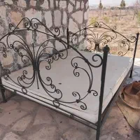 تخت فلزی فرفوژه