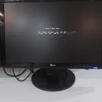 ۲دستگاه مانیتور ال سی دی ۱۹اینچ