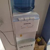 آبسرد کن یخچال دار ایستکول