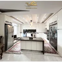 واحد ۱۴۲ متری بر ۱۸متری گلستان ولیعصرجنوبی