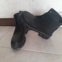 نیم بوت . کفش مجلسی و کیف دستی نو