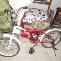 دوچرخه، وتلویزیون ومیز تلویزیون تمیز وسالم|حراج|بردسکن, |دیوار