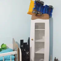 تخت کودک به همراه کمد۳تیکه