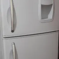 یخچال و فرش ۹ متری