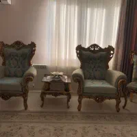 مبلمان سلطنتی ورق طلا بهمراه ویترین|مبلمان خانگی و میز عسلی|رشت, آب و برق|دیوار