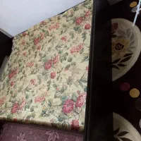 تخت دونفره چوبی سالم و تمیز|تخت و سرویس خواب|بروجرد, |دیوار