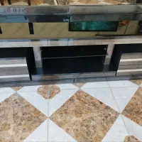 میز تلویزیون 3 تیکه طول 140 صفحه رو شیشه ای درحد
