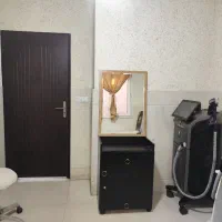 اجاره اتاق کلینیک زیبایی دکتر امانی|اجارهٔ دفتر کار، اتاق اداری، مطب|سنندج, |دیوار