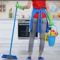 نظا فت منزل خانم