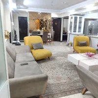 خیابان علامه/ 93 متر/3 خواب/ بازسازی تمیز