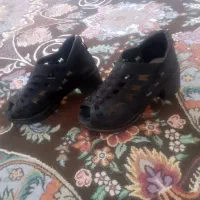 بوتین|کیف، کفش، کمربند|زابل, |دیوار