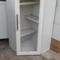 تعدادسه عدد کابینت آشپزخانه ویک عدد سینک  50×120