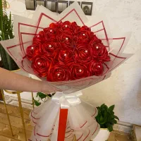 گل مرواریدی قرمز مخصوص خواستگاری و تولد