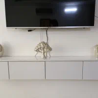 میز تلویزیون دیواری ام دی اف گلاسه