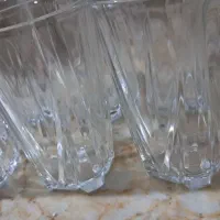 یک دست لیوان نو