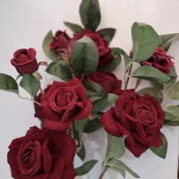 سه شاخه گل رز مصنوعی (ده عدد) گل وغنچه