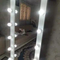 آینه هالیوودی