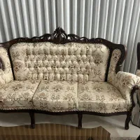 مبل ۱۸ نفره