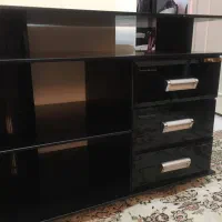 میز تلویزیون شیشه ترک