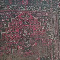 فرش قدیمی تقش دار