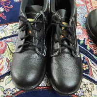 کفش ایمنی کار|کیف، کفش، کمربند|بروجرد, |دیوار